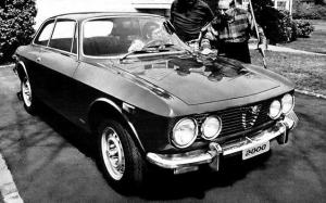 Alfa Romeo 2000 GT Veloce